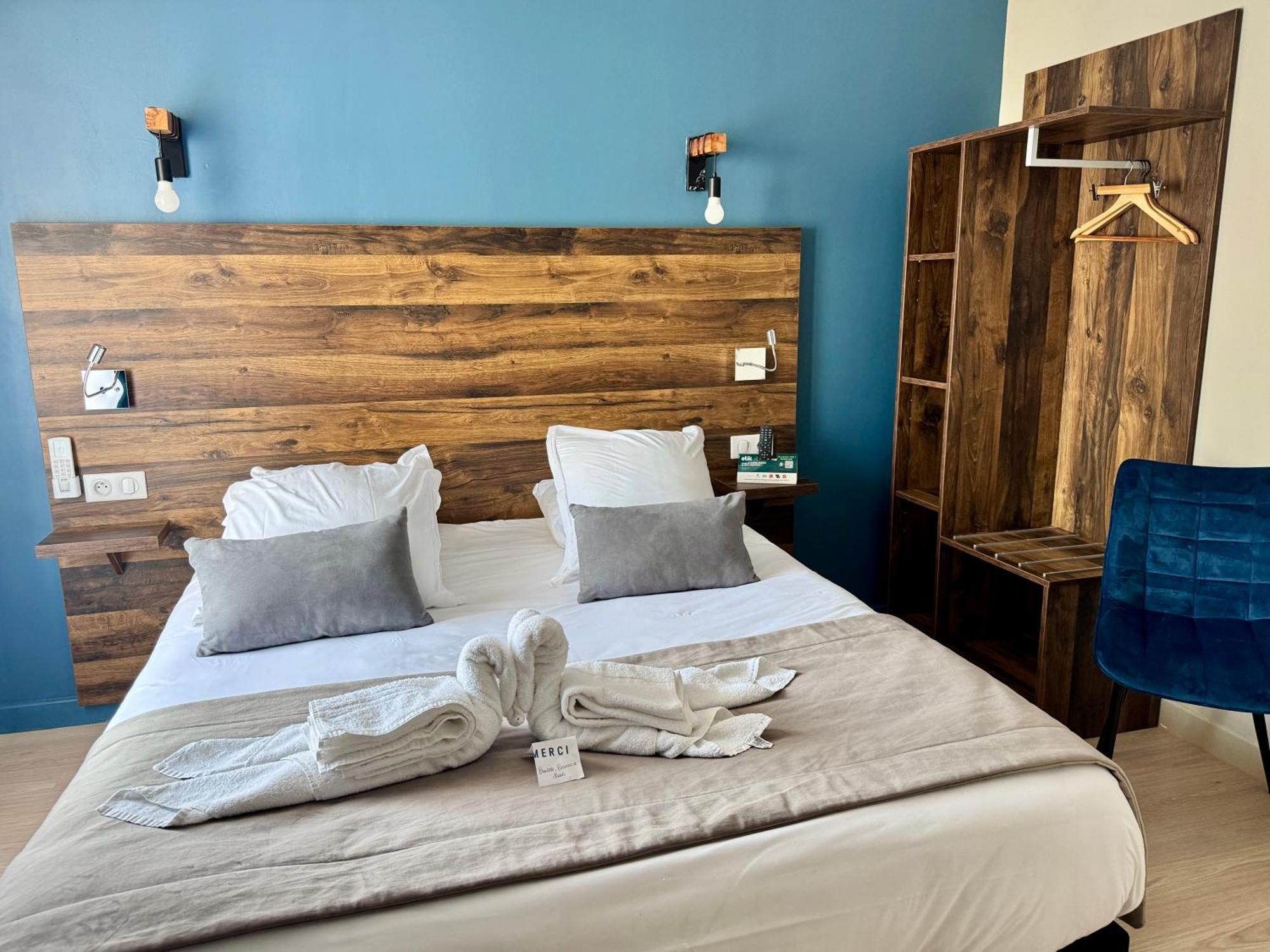 Logis Hotel De La Poste ヴィトリー・ル・フランソワ エクステリア 写真